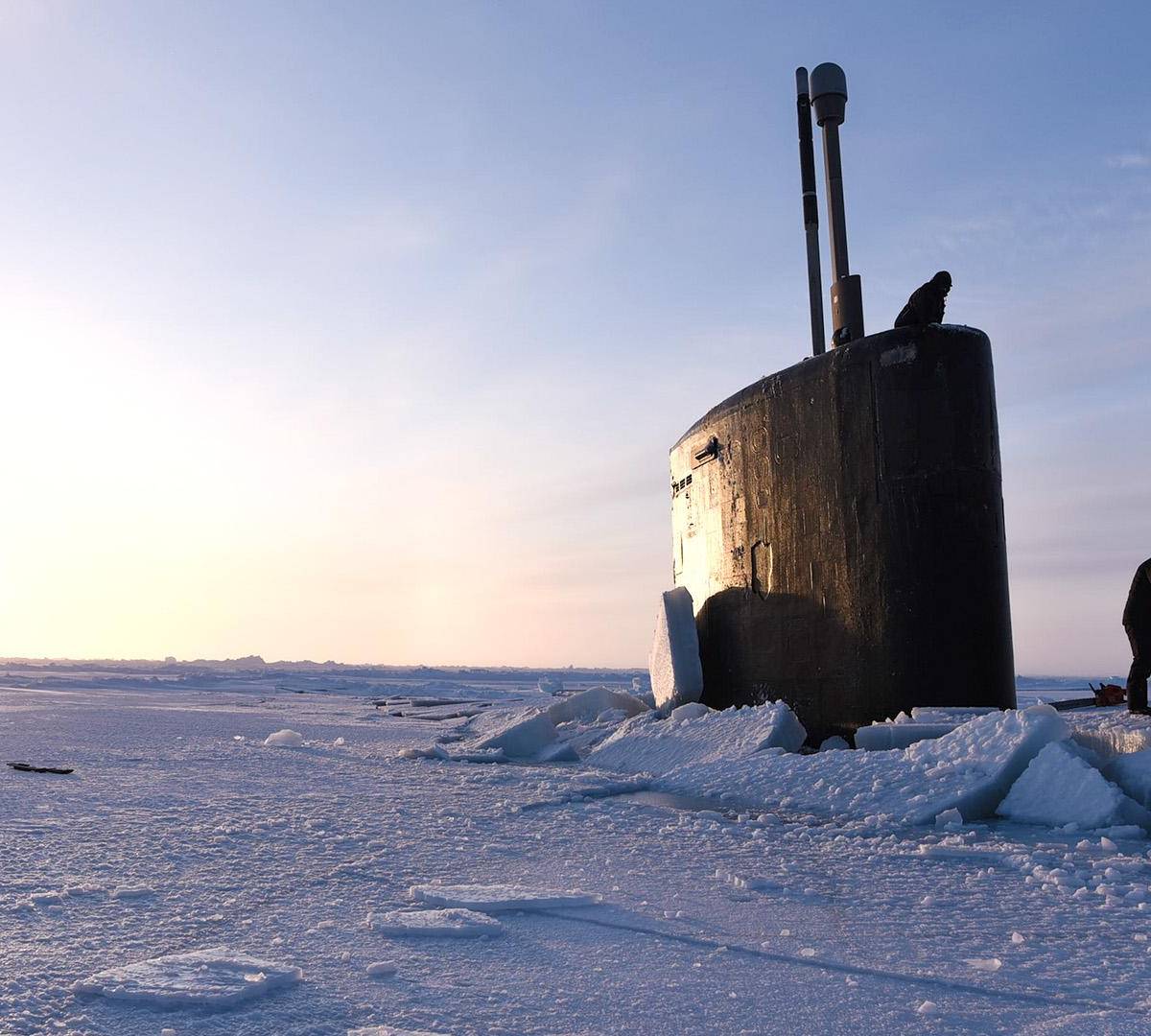Арктическое всплытие: Подлодки НАТО атакуют Россию с севера