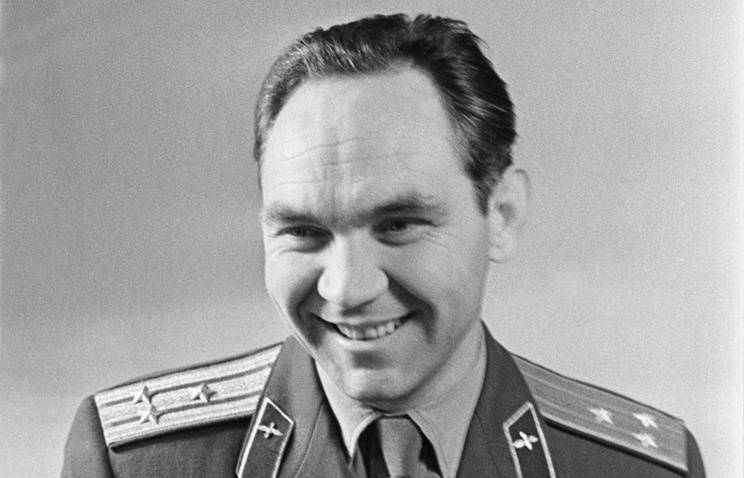 Скончался советский летчик-испытатель Георгий Мосолов