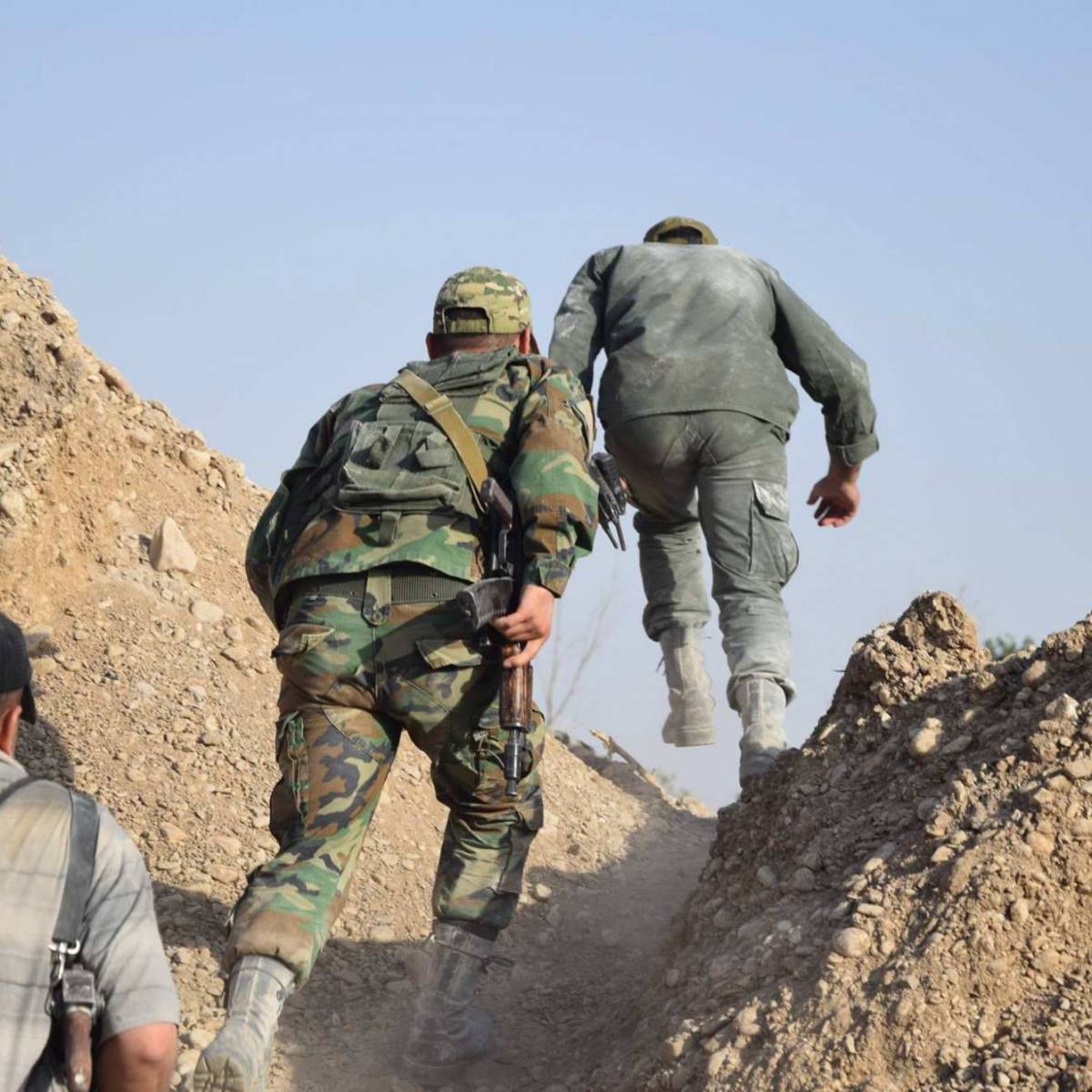 Спасти рядового в Сирии: в Дамаске бойцы САА угодили в ловушку ИГ