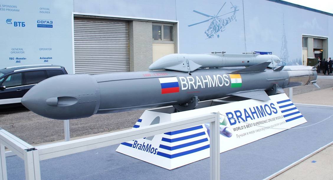 Россия - Индия: "BrahMos" поразил цель