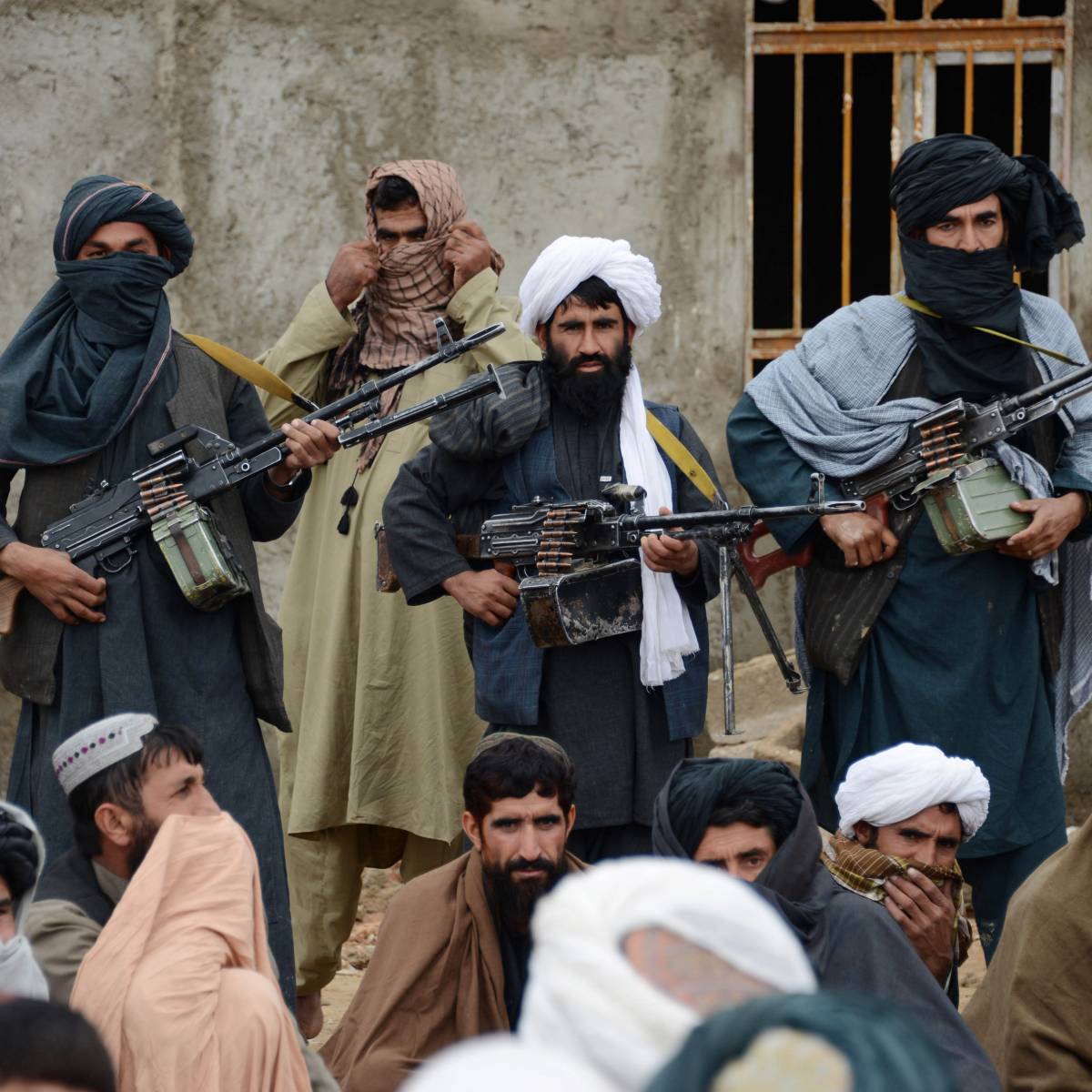 В Афганистане расследуют факты изъятия у талибов российского оружия