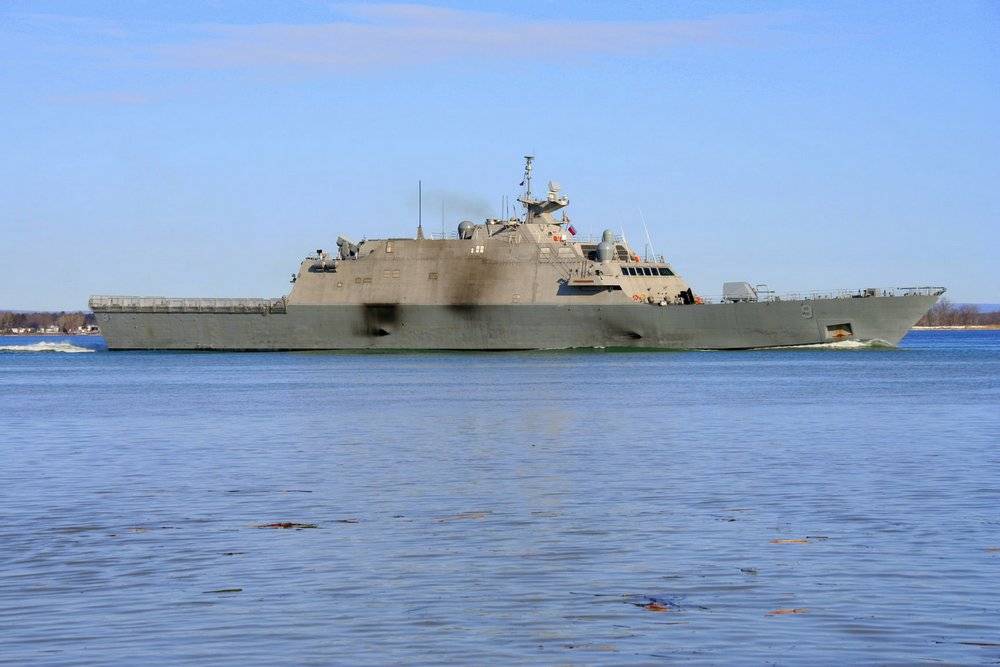 Спустя три месяца ледового плена: USS Little Rock возвращается домой