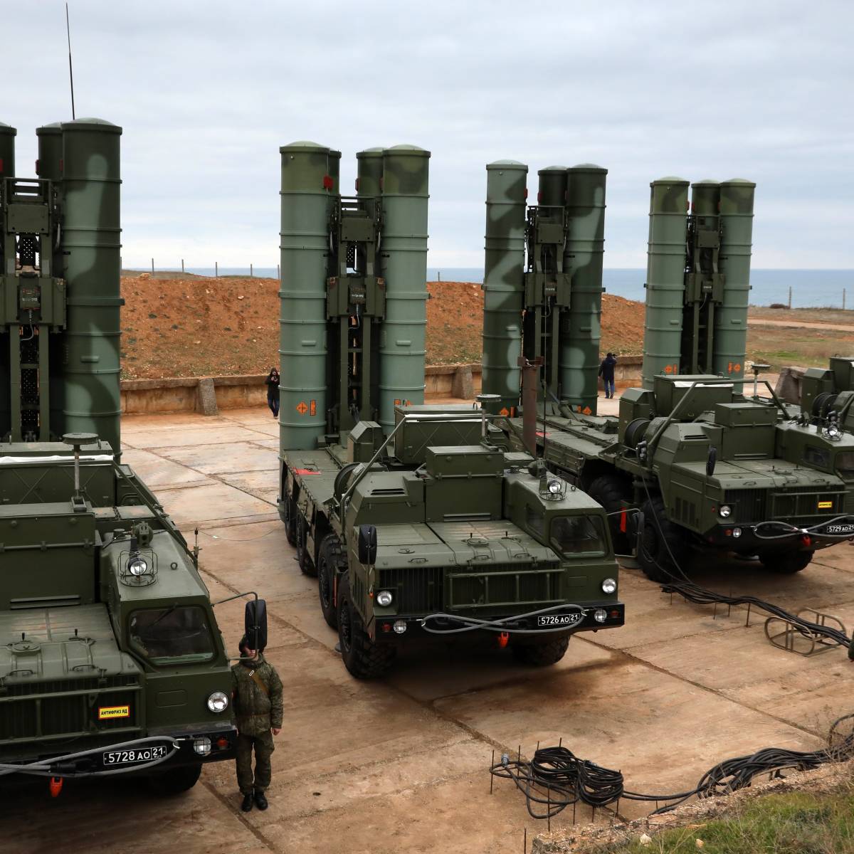 Россия покажет на выставке вооружений в Индии С-400, "Тор" и "Бук"