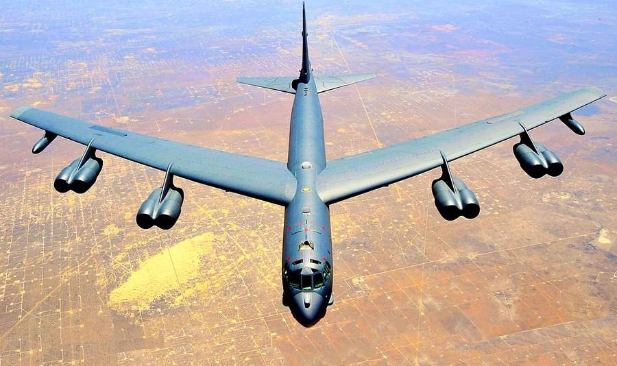 США ударят по Сирии с эсминцев и бомбардировщиков B-52