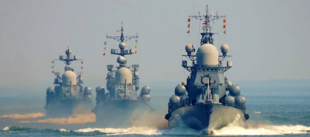 Ситуация обостряется: ВМФ РФ перебрасывает в Сирию дополнительные корабли