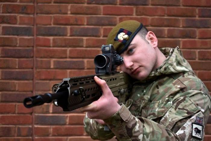 Британским солдатам начали выдавать обновленные буллпап-винтовки SA80A3
