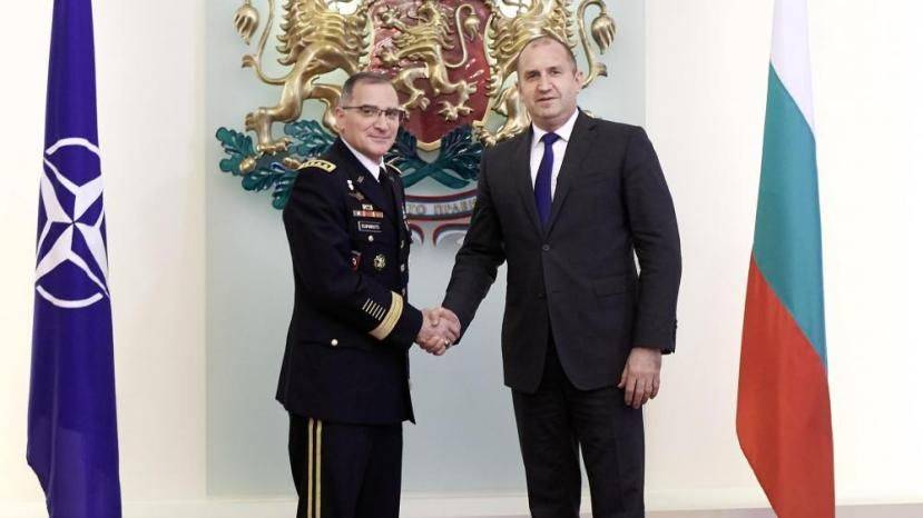 Румен Радев: Армию Болгарии нужно модернизировать согласно стандартам НАТО