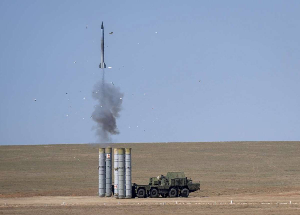 Узбекистан хочет создать совместную систему ПВО с Таджикистаном
