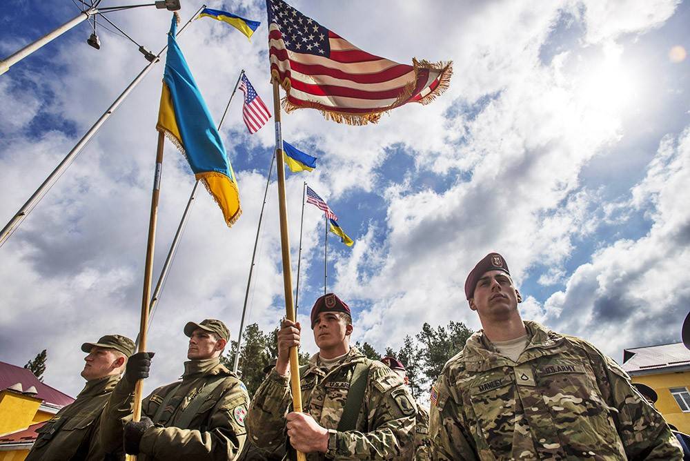 На Украине призвали военный флот США нанести удар по Донбассу