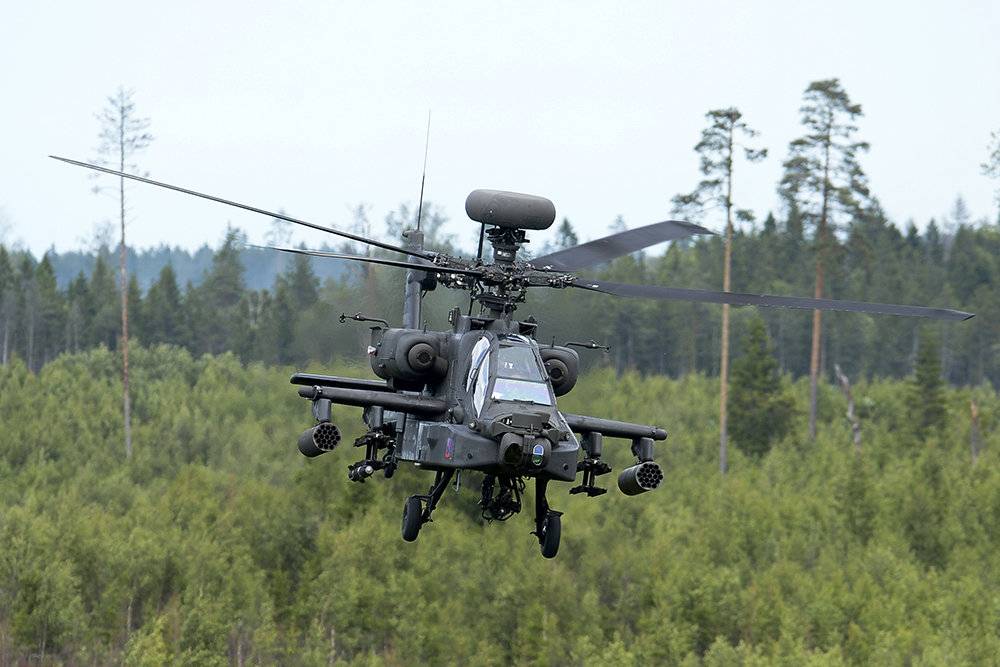 Вертолеты Apache перестали принимать на вооружение из-за гайки