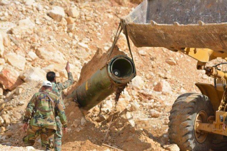 «Скады» сдали, но не все: бойцы САА откопали схрон боевиков в Каламуне