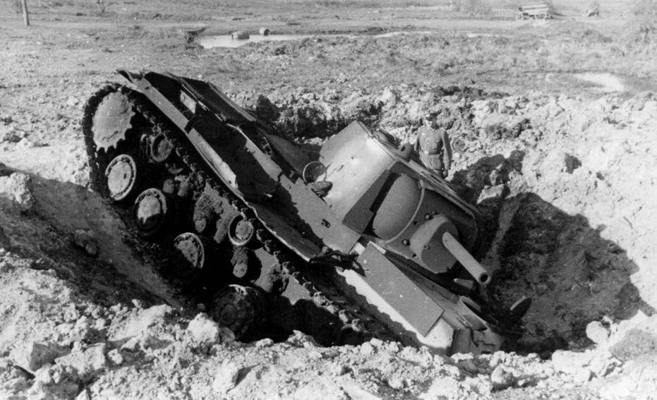 Танковая бригада, прорвавшаяся в глубь немецкой обороны