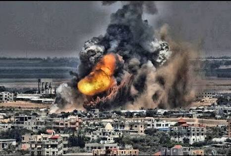 Атака с 6-ти самолетов: появилось видео ракетного удара Израиля по Дамаску