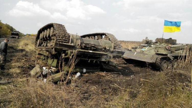 Под траками боевой машины пехоты погиб 22-летний военнослужащий ВСУ