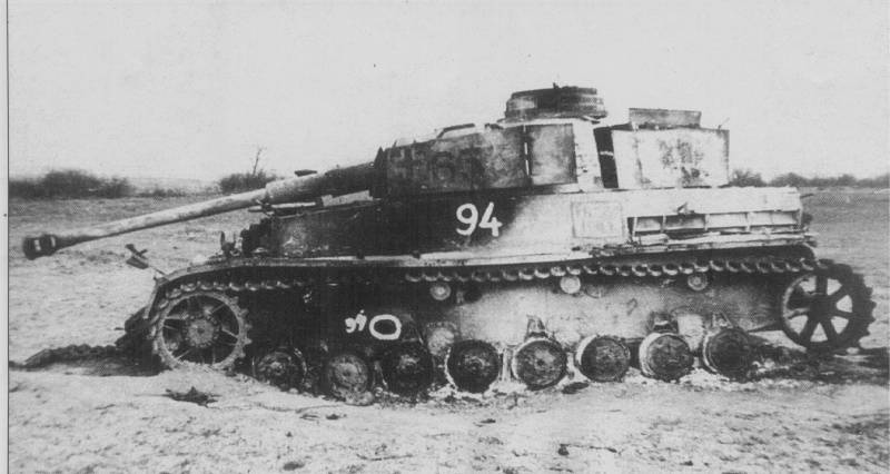Один против 3 немецких танков