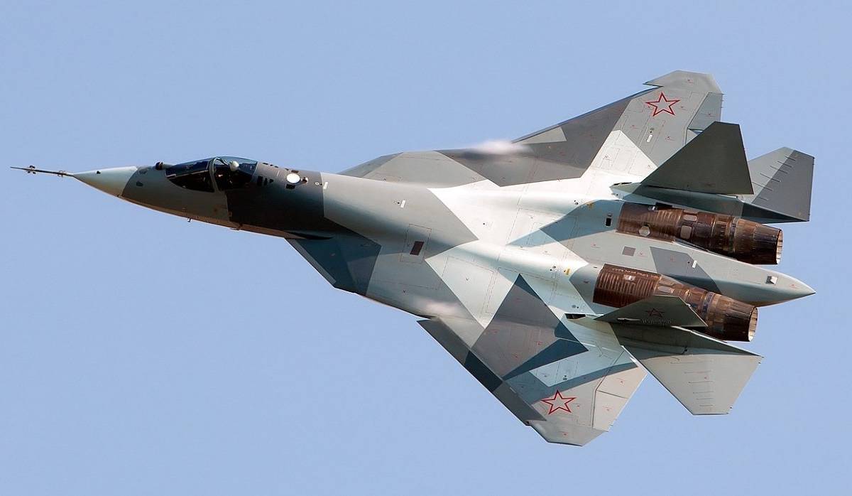 F-22 против Су-57: оценка американских экспертов