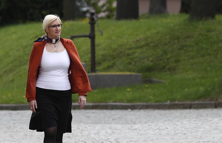 Министр обороны Чехии Шлехтова уволила главу института где испытывались яды