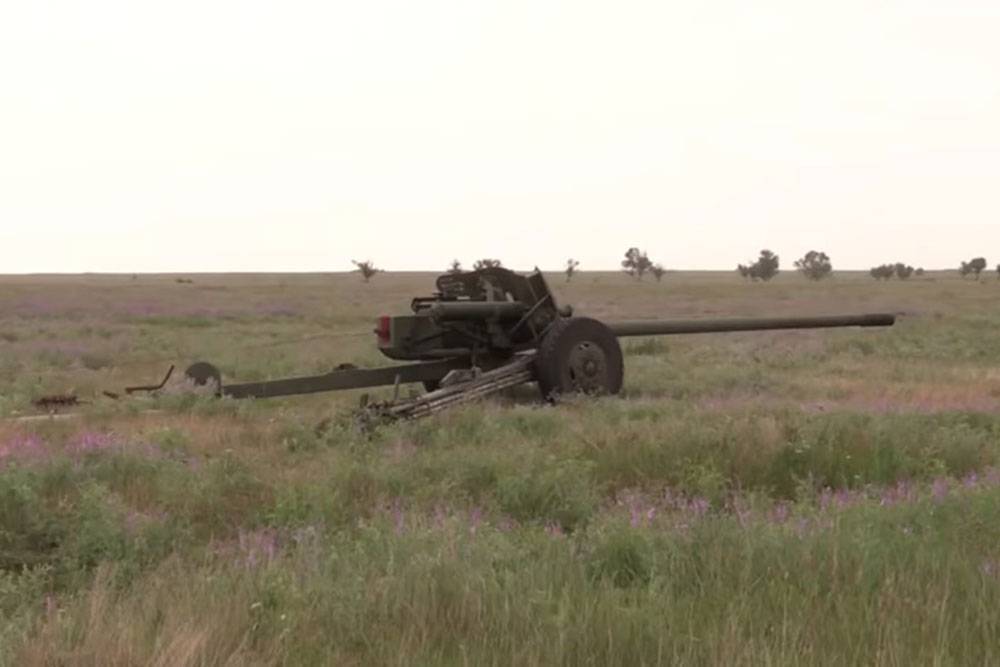 Украинская ложь: как "древние" пушки МТ-12 внезапно стали новыми