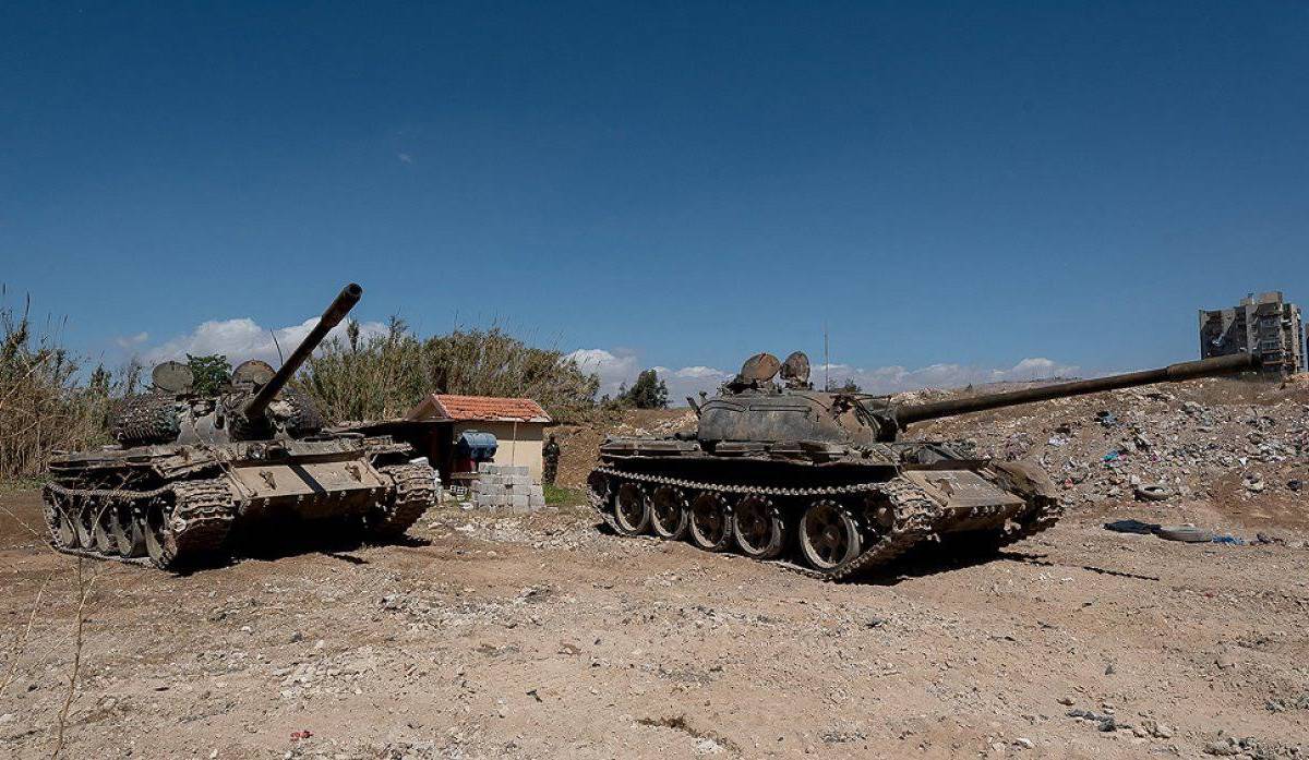 T-72, T-62 и T-55: САА нашла танки и тяжелое вооружение боевиков в Каламуне