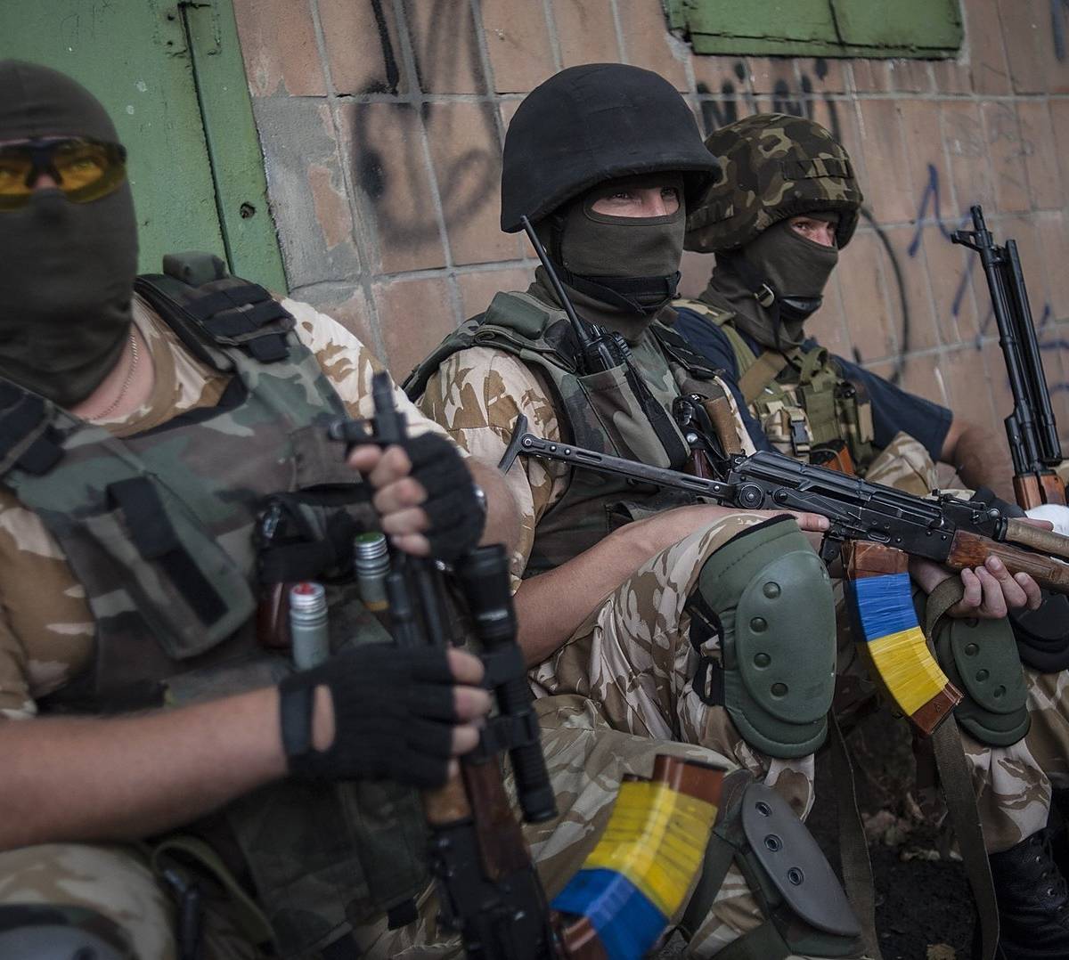Захват Петровского: бойцы ВСУ ставят укрепточки в демилитаризованной зоне
