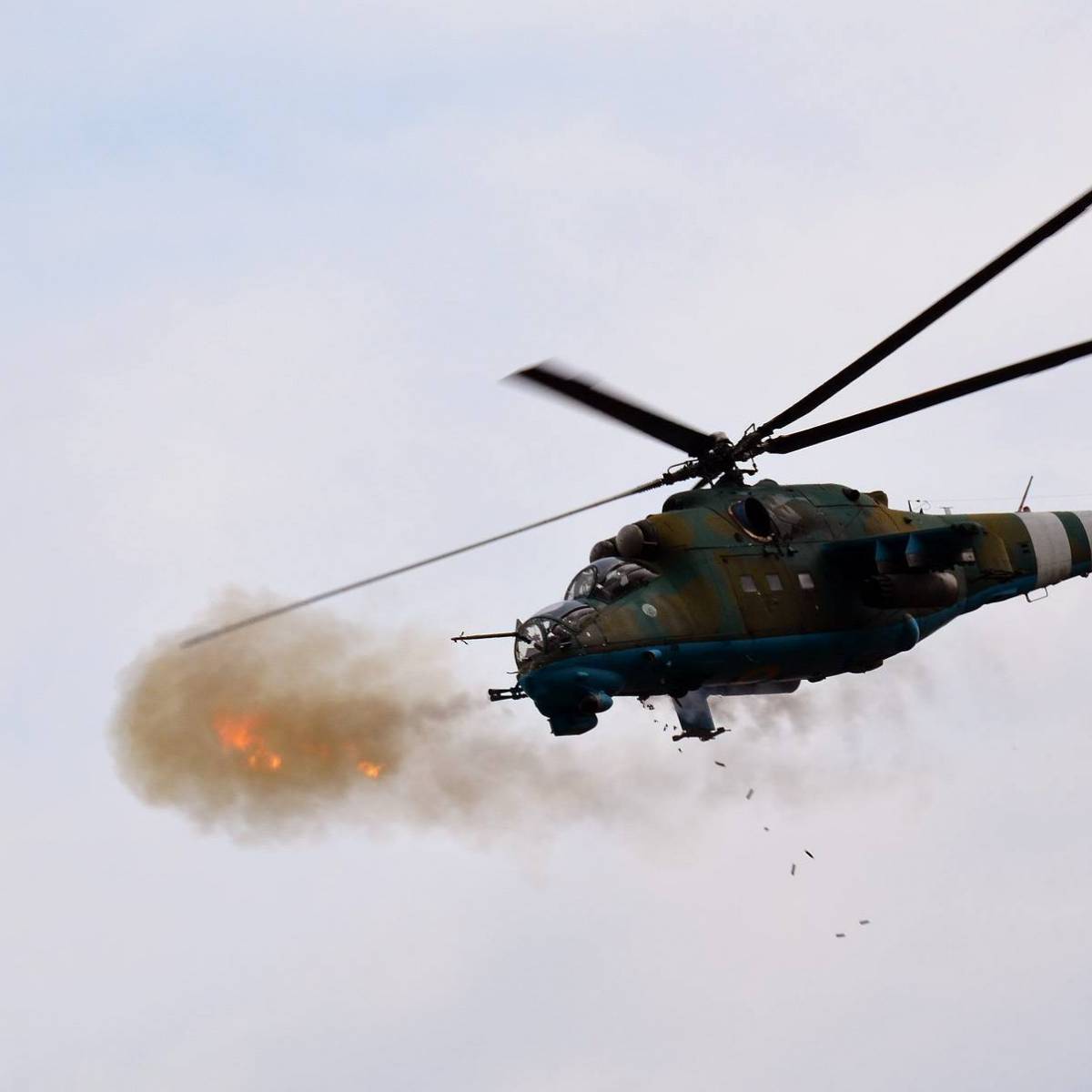 Подготовка к вторжению: Украина мобилизовала боевую авиацию на Донбассе