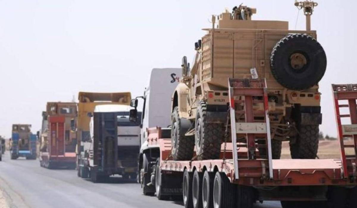 Помощь курдам от США: в Сирию прибыл крупный конвой с техникой и оружием