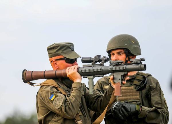 Украина получила новые американские гранатометы RSRL-1