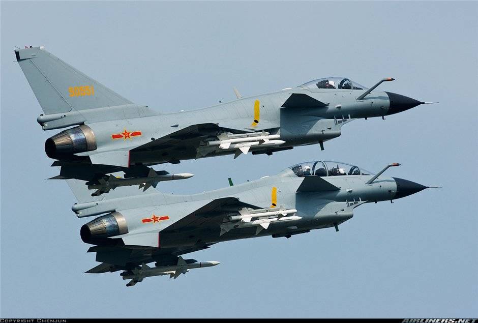 ВВС Китая осваивают спорные территории