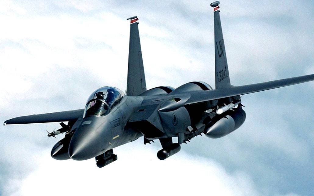 National Interest: У старых F-15 нашёлся козырь для борьбы с Су-57