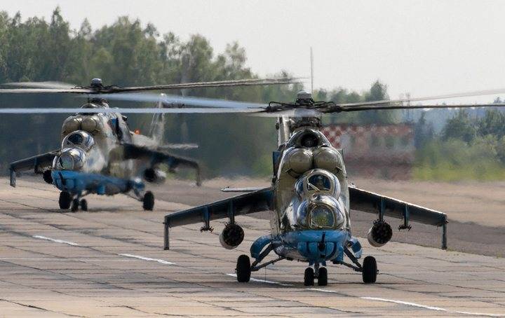 «Крокодилы» в небе: как белорусская армия учится летать на низких высотах
