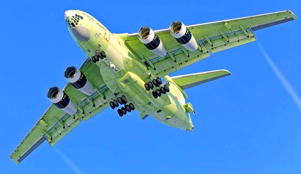 Новейший «воздушный танкер» уходит в небо