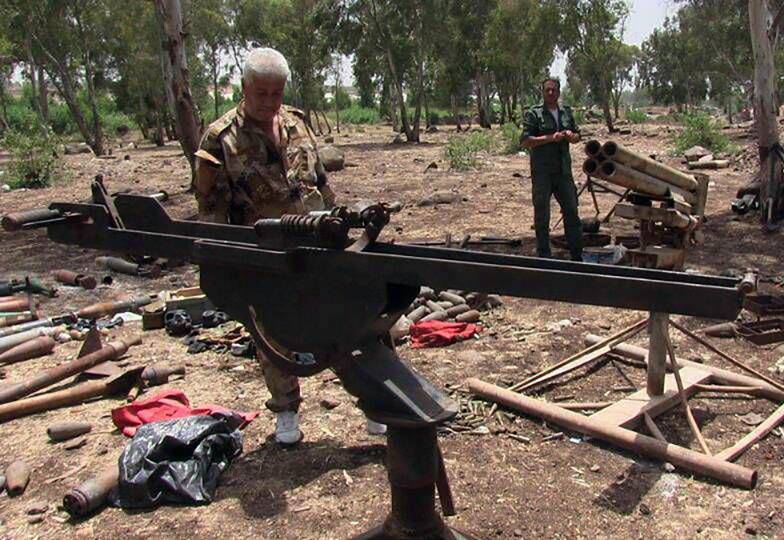 Пулеметы, РПГ и РЗСО: САА нашла склад боевиков и фабрику оружия в Хомсе