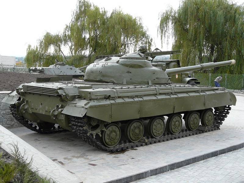 Почему и как появились танки Т-64, Т-72 и Т-80