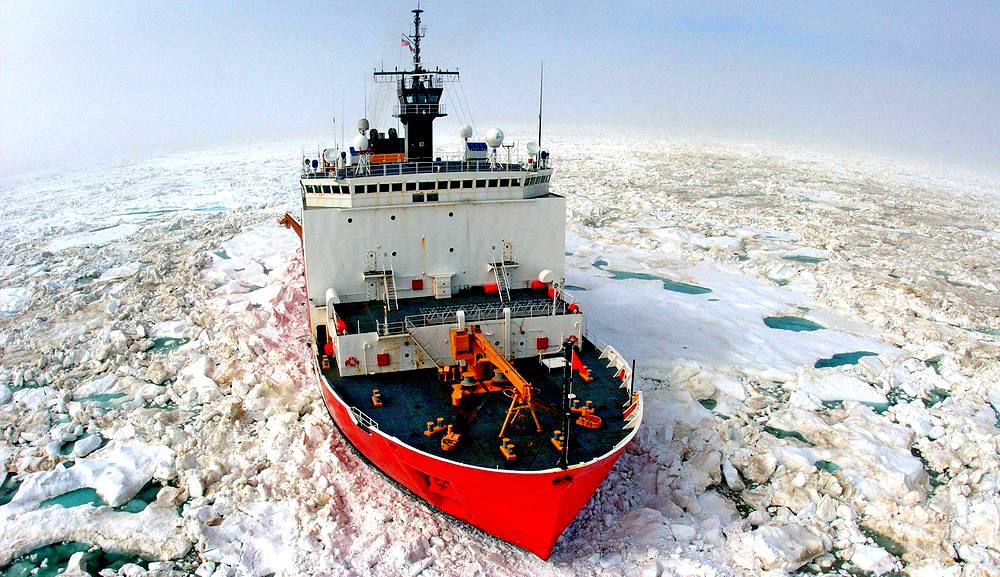 Догнать Россию: США анонсировали строительство боевых ледоколов