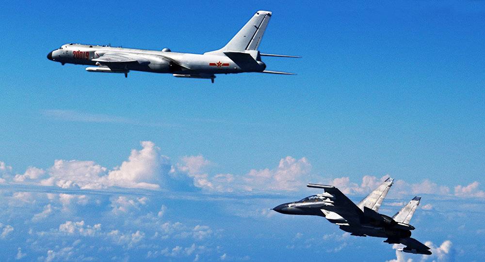 Бомбардировщики Xian H-6K из Китая доводят США до истерики