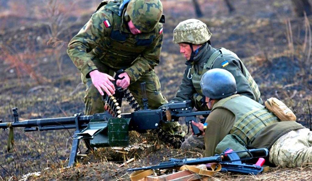 Киев намерен расстреливать Донбасс по стандартам НАТО
