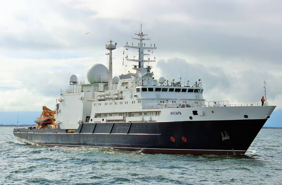 Корабль-разведчик: «Янтарь» получит подводных роботов нового поколения