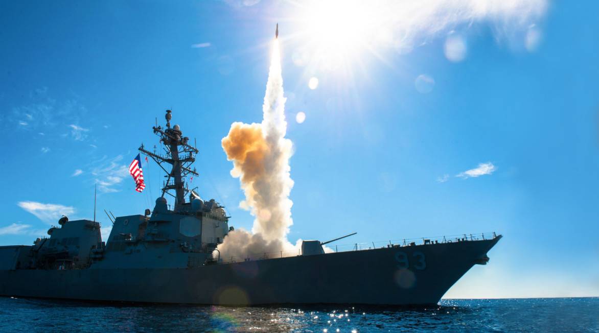 Ошибка на море приведет к катастрофе: как США провоцируют войну с Китаем