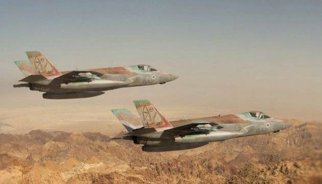 Израиль нанес ракетный удар по объектам в районе аэропорта Дамаска