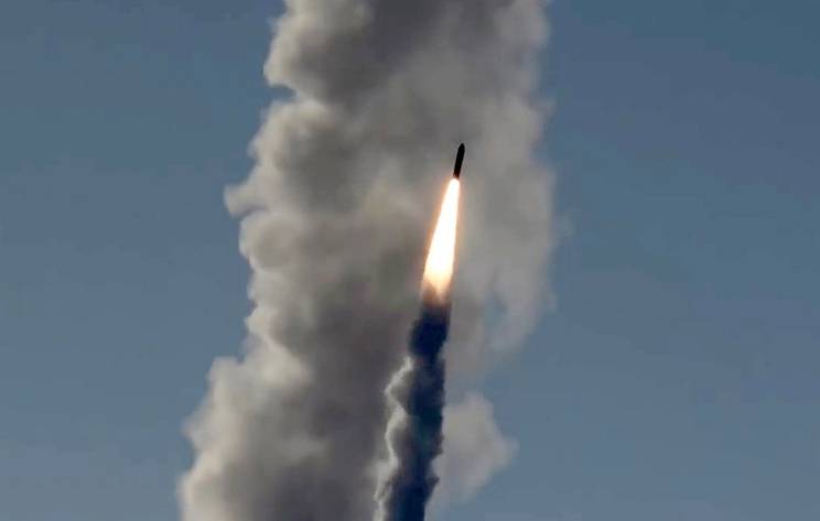 Российской флот принял на вооружение баллистическую ракету «Булава»