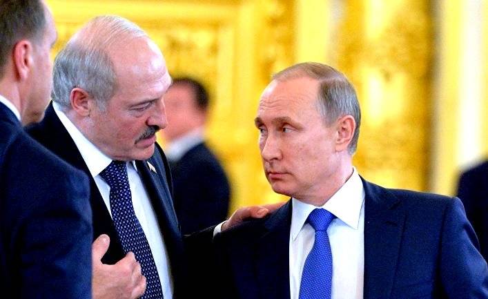 Лукашенко намекнул Путину: Можем и о военной базе потолковать