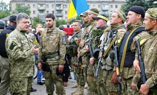 Порошенко готовит украинскую армию к финальному разгрому в Донбассе