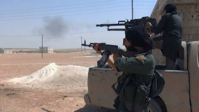 Обстановка в Дейр-эз-Зоре накаляется: последствия крупного боя у Аль-Омар
