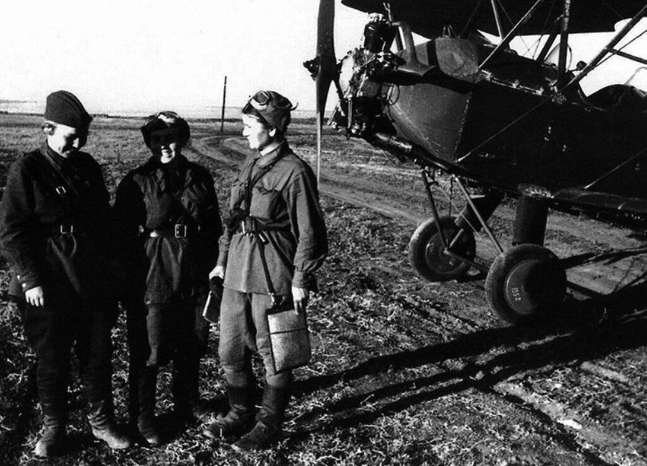 Летающие «ночные ведьмы»: как женщины лётчицы помогли победить фашистов