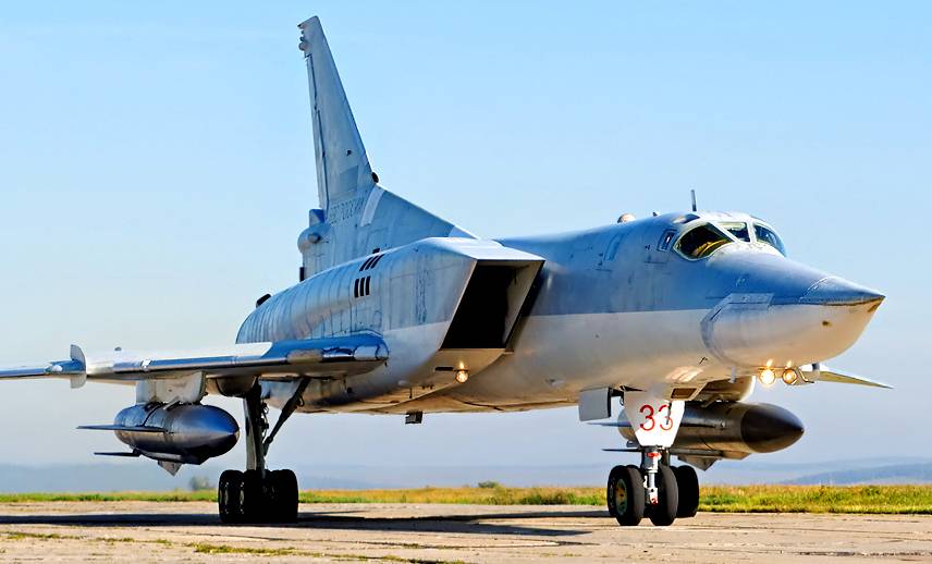 Страшный сон Запада: Ту-22М3 ударит сразу 4 «Кинжалами»