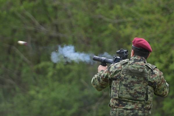 Армия Сербии закупит оружие на миллиард евро