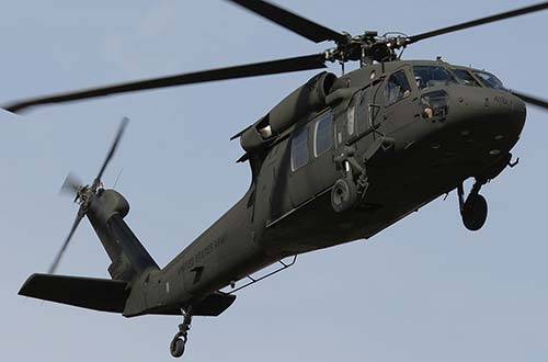 НАТО укрепляет восточный фланг: США вооружат латышей вертолетами Black Hawk