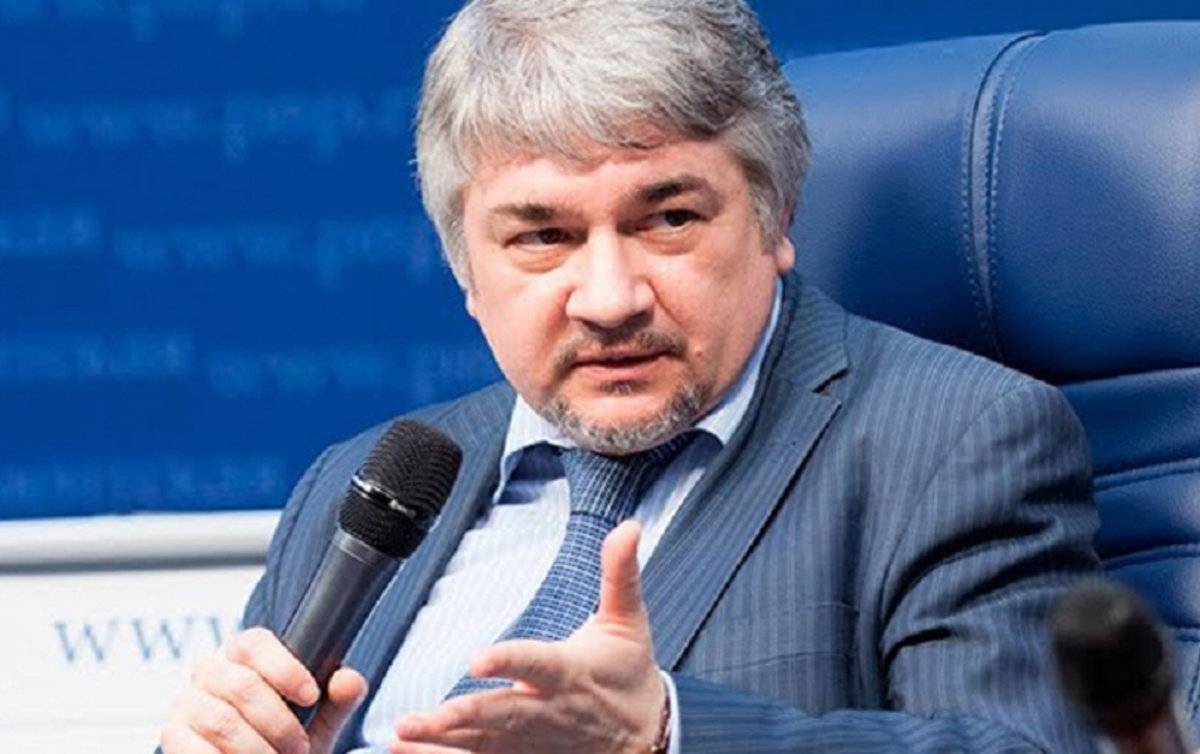 Ищенко: Киев не способен разоружить незаконные вооруженные формирования