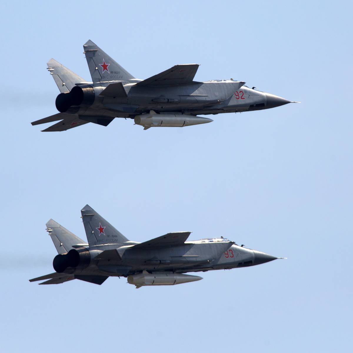 МиГ-31К с "Кинжалом" и Су-57 покажут, на что способны, на "Армии-2018"