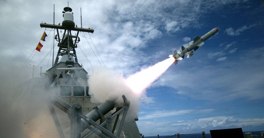 Плацдарм для войны: Вашингтон и Пекин пустят ракеты в Южно-Китайском море